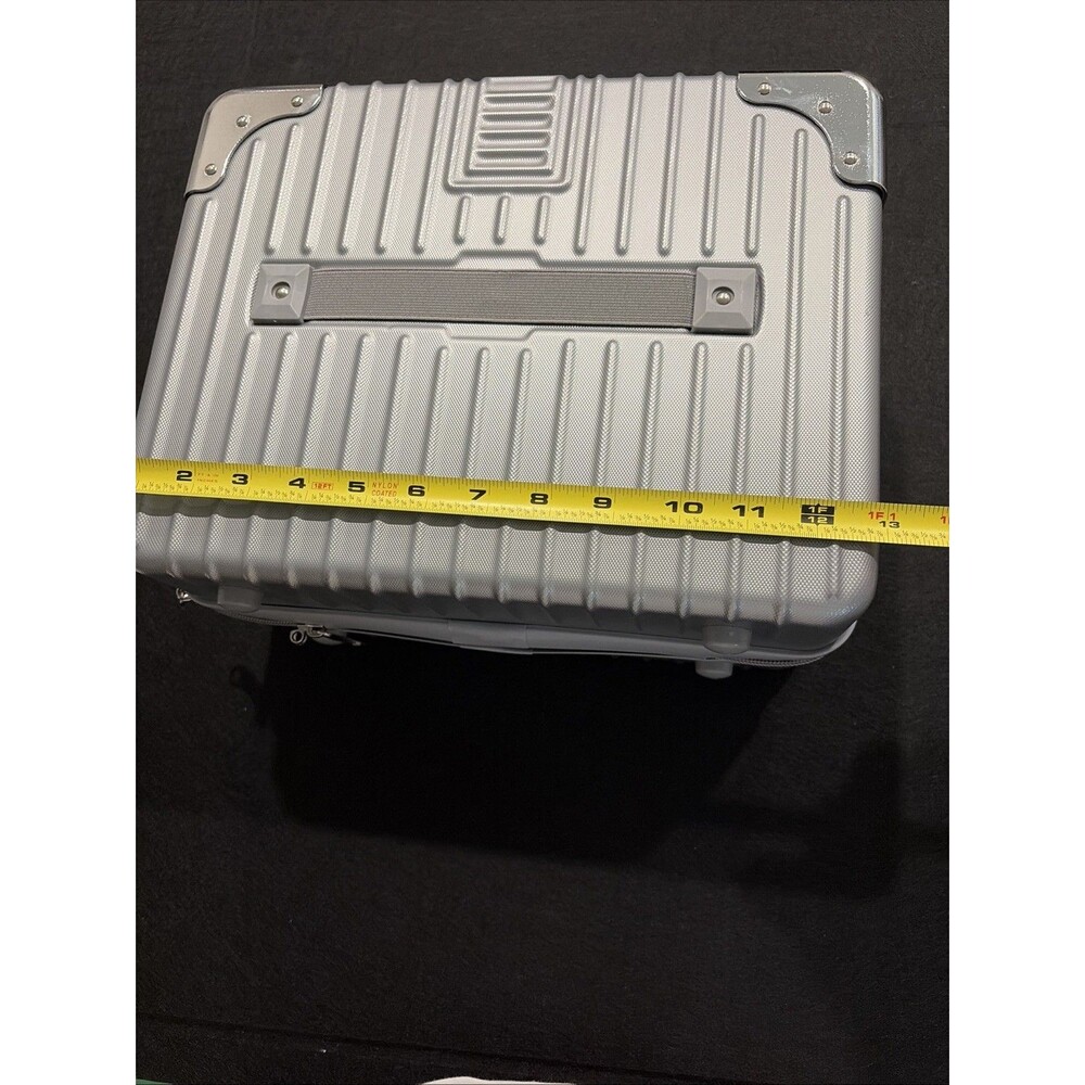Vtg Rare Virgin Voyages 13” Aluminum Hardcase Business Case Silver Solid Luggage - Picture 6 of 8